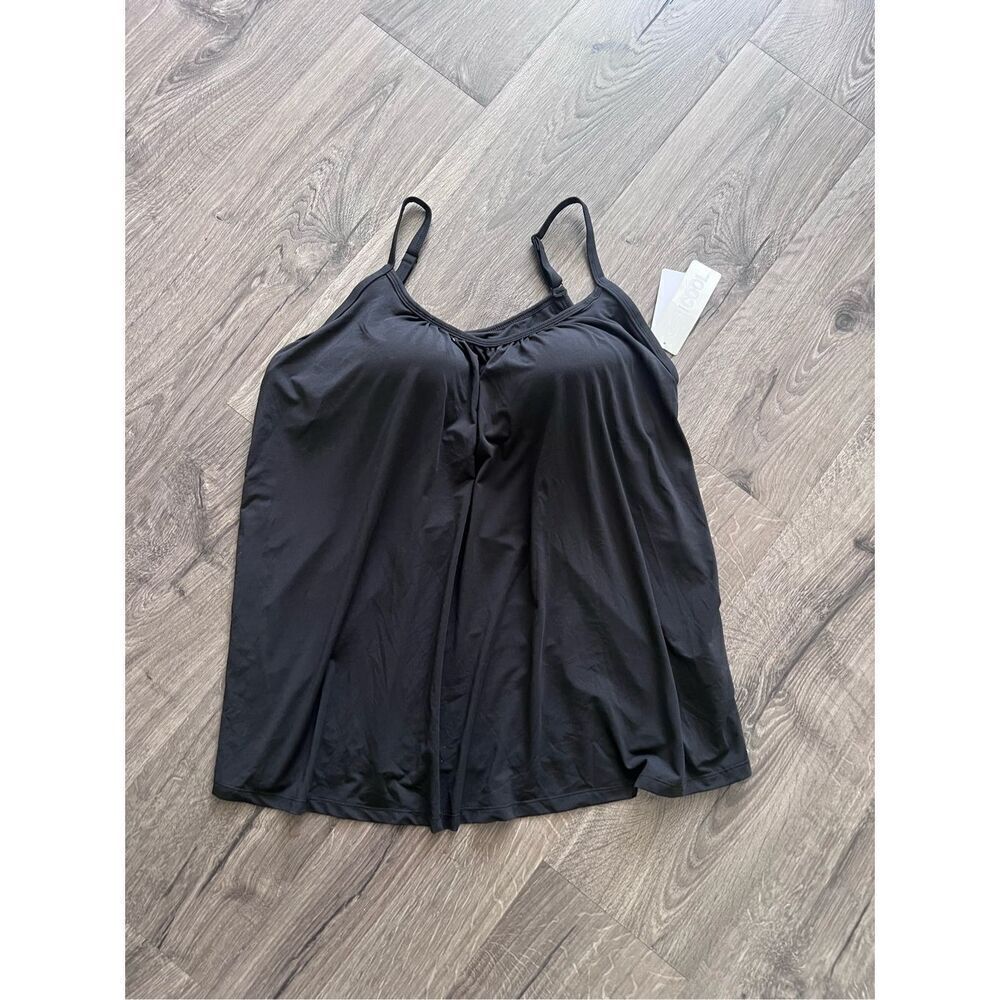 32 Degrees Cool Tank With Bra Women XL Black Pleated Adjustable Spaghetti Strap